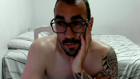 Snapshot of canario2388 chatting on 06-21-26, 08:11 canario2388 online show from 06-21-26, 08:11