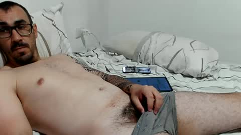 Snapshot of canario2388 chatting on 06-22-26, 09:23 canario2388 online show from 06-22-26, 09:23