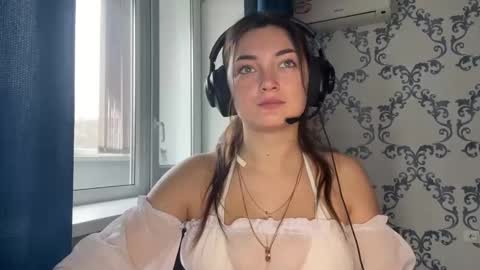 Kate online show from 11-30-25, 08:29