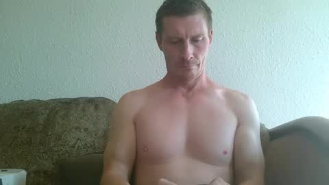 Snapshot of candianman86 chatting on 07-16-26, 03:51 candianman86 online show from 07-16-26, 03:51