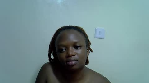 Snapshot of candiemaya chatting on 04-28-26, 11:59 candiemaya online show from 04-28-26, 11:59