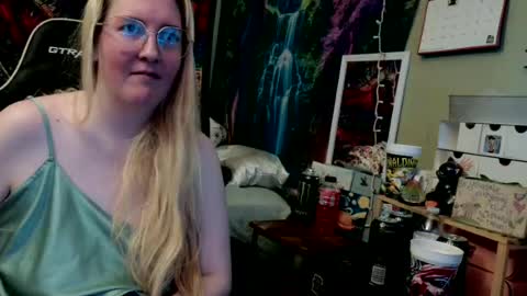 Snapshot of candismiths chatting on 07-14-26, 01:30 Candi online show from 07-14-26, 01:30
