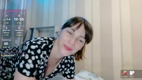 Candy  Spicy online show from 06-23-26, 08:40