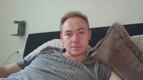 candy_boy_xoxo online show from 04-21-26, 05:17