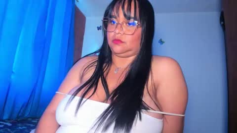 Candy  Brown online show from 05-19-26, 02:01