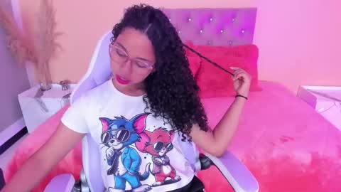 Candy online show from 10-29-25, 07:04