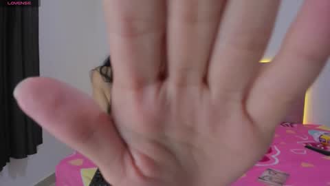 candy_deluxe777 online show from 11-17-25, 06:08