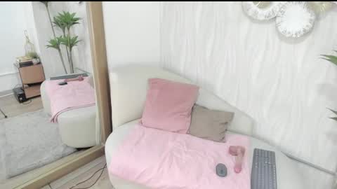 candy eyes  online show from 05-01-26, 04:50
