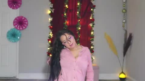 candy girl 1830 online show from 11-08-25, 01:33