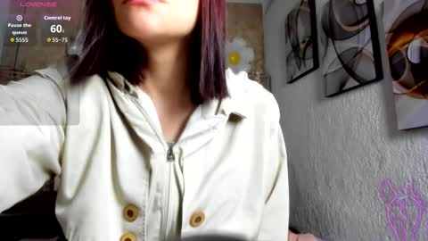 Candy hot online show from 11-01-25, 02:52