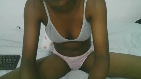 Snapshot of candy_lisah chatting on 04-26-26, 10:24 Lisa online show from 04-26-26, 10:24