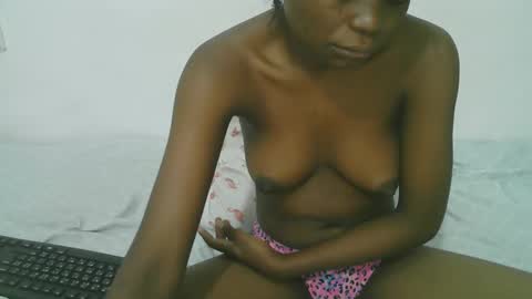 Snapshot of candy_lisah chatting on 05-01-26, 12:21 Lisa online show from 05-01-26, 12:21