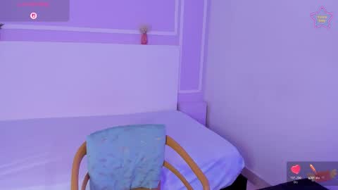 Snapshot of candy_lux301 chatting on 01-09-26, 03:42 candy_lux301 online show from 01-09-26, 03:42