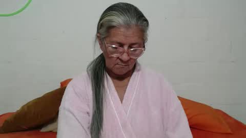 candy online show from 12-23-25, 01:58