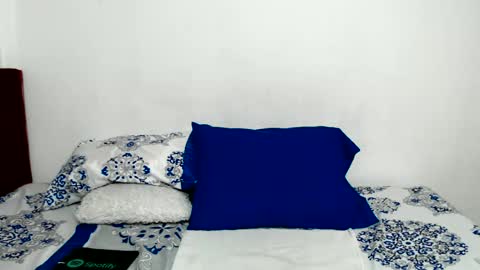 Snapshot of candy_mature_ chatting on 06-15-26, 01:02 candy online show from 06-15-26, 01:02
