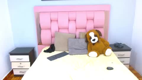 Candy  online show from 01-07-26, 06:43