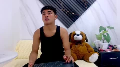 Candy  online show from 01-09-26, 11:57