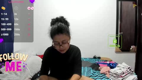 candy_val online show from 04-18-26, 06:06