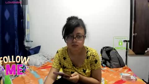 Snapshot of candy_val chatting on 05-16-26, 06:32 candy_val online show from 05-16-26, 06:32