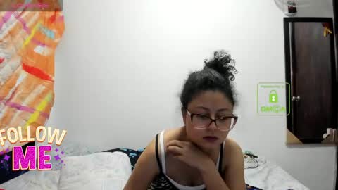 Snapshot of candy_val chatting on 05-24-26, 05:34 candy_val online show from 05-24-26, 05:34