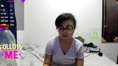 Snapshot of candy_val chatting on 06-01-26, 06:04 candy_val online show from 06-01-26, 06:04