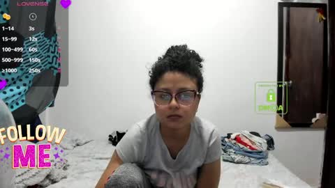 Snapshot of candy_val chatting on 06-09-26, 05:19 candy_val online show from 06-09-26, 05:19