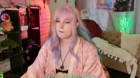 Mary online show from 06-20-26, 01:19