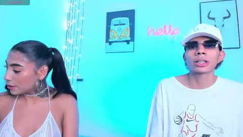 Snapshot of candyandmarilyn chatting on 12-14-25, 09:19 and MarilynHot online show from 12-14-25, 09:19