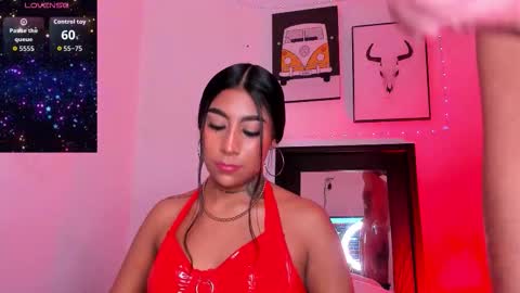 Snapshot of candyandmarilyn chatting on 01-16-26, 12:03 and MarilynHot online show from 01-16-26, 12:03