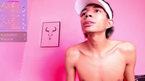 Snapshot of candyandmarilyn chatting on 02-03-26, 05:40 and MarilynHot online show from 02-03-26, 05:40