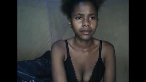 candybrown001 online show from 09-15-25, 06:41