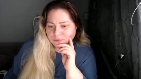 Laura online show from 02-10-26, 10:19