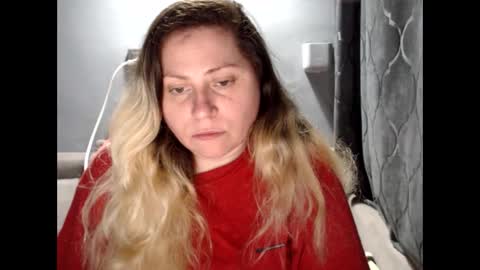 Laura online show from 05-30-26, 09:34