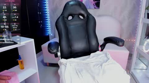 Snapshot of candycuckol chatting on 12-02-24, 03:26 Candy online show from 12-02-24, 03:26