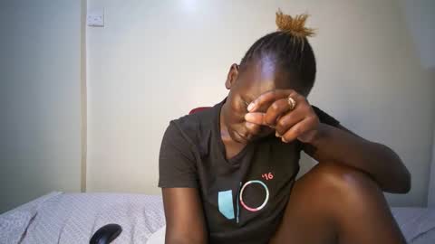 candycurly_ online show from 10-26-25, 02:34