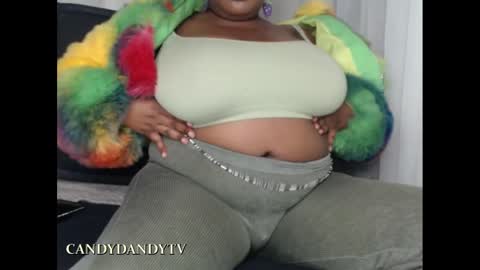 Snapshot of candydandytv chatting on 01-05-25, 06:35 CandyDandyTV online show from 01-05-25, 06:35