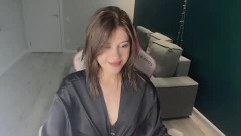 Snapshot of candyhannah chatting on 05-12-26, 07:22 You can call me HH online show from 05-12-26, 07:22