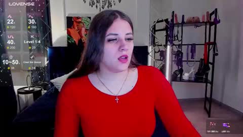 Snapshot of candykimmy chatting on 10-16-25, 01:06 Sofia online show from 10-16-25, 01:06