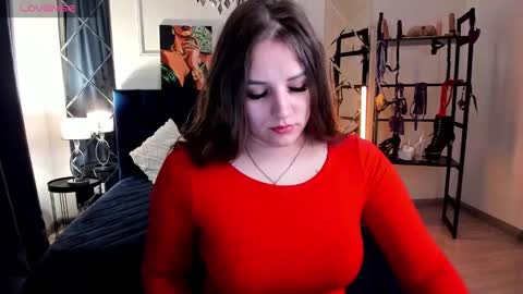 Sofia online show from 11-17-25, 12:38