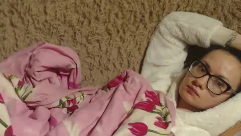 say meow and send tip  online show from 02-03-25, 03:09