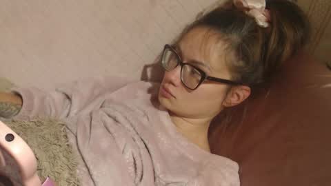 say meow and send tip  online show from 10-27-25, 06:12