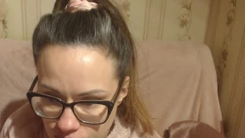 say meow and send tip  online show from 02-06-26, 07:45