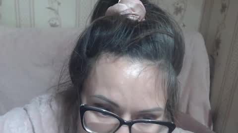 say meow and send tip  online show from 02-08-26, 07:01