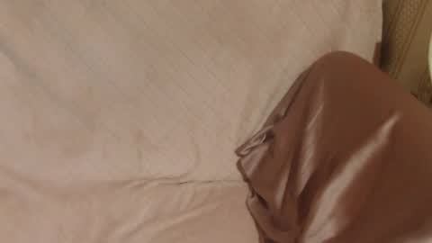 say meow and send tip  online show from 04-09-26, 08:25