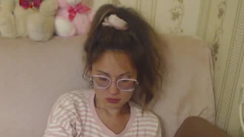 say meow and send tip  online show from 06-01-26, 05:47