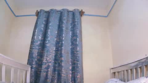 Snapshot of candymia3 chatting on 01-20-25, 05:27 Candice online show from 01-20-25, 05:27