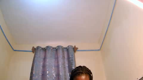 Snapshot of candymia3 chatting on 02-17-25, 04:42 Candice online show from 02-17-25, 04:42
