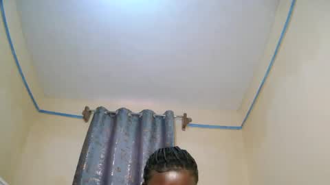 Snapshot of candymia3 chatting on 03-02-25, 01:49 Candice online show from 03-02-25, 01:49