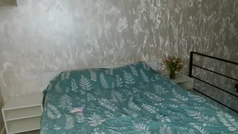 Snapshot of candymini chatting on 05-15-26, 05:53 candymini online show from 05-15-26, 05:53