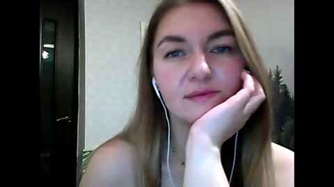 Daisy online show from 12-14-25, 09:08